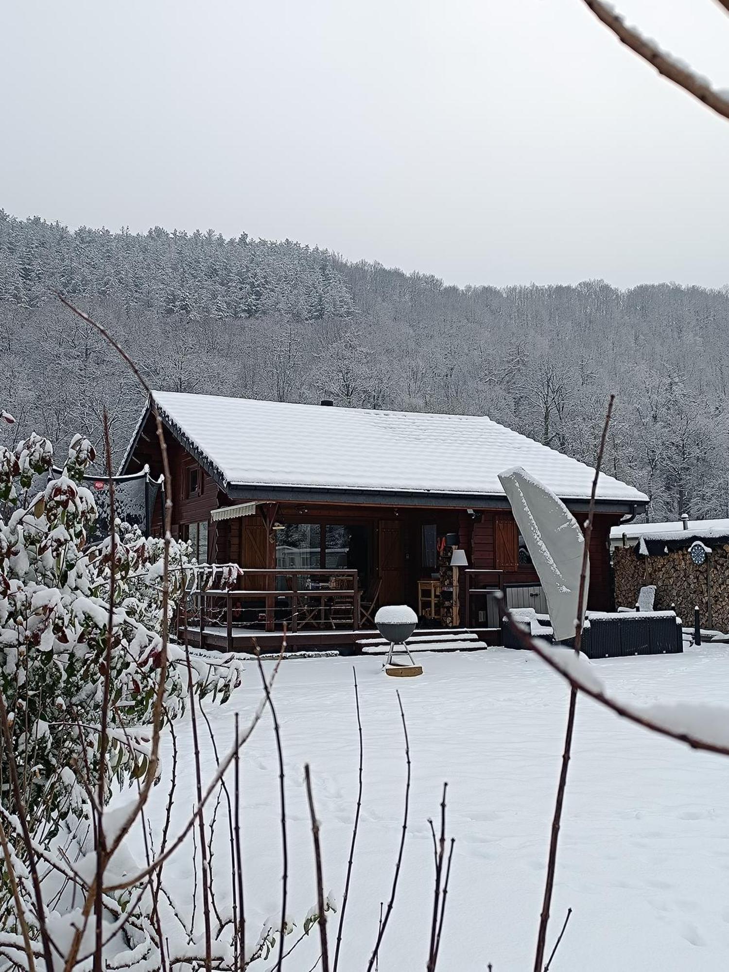Le Mont Celeste Dogs Friendly Nonceveux Екстериор снимка